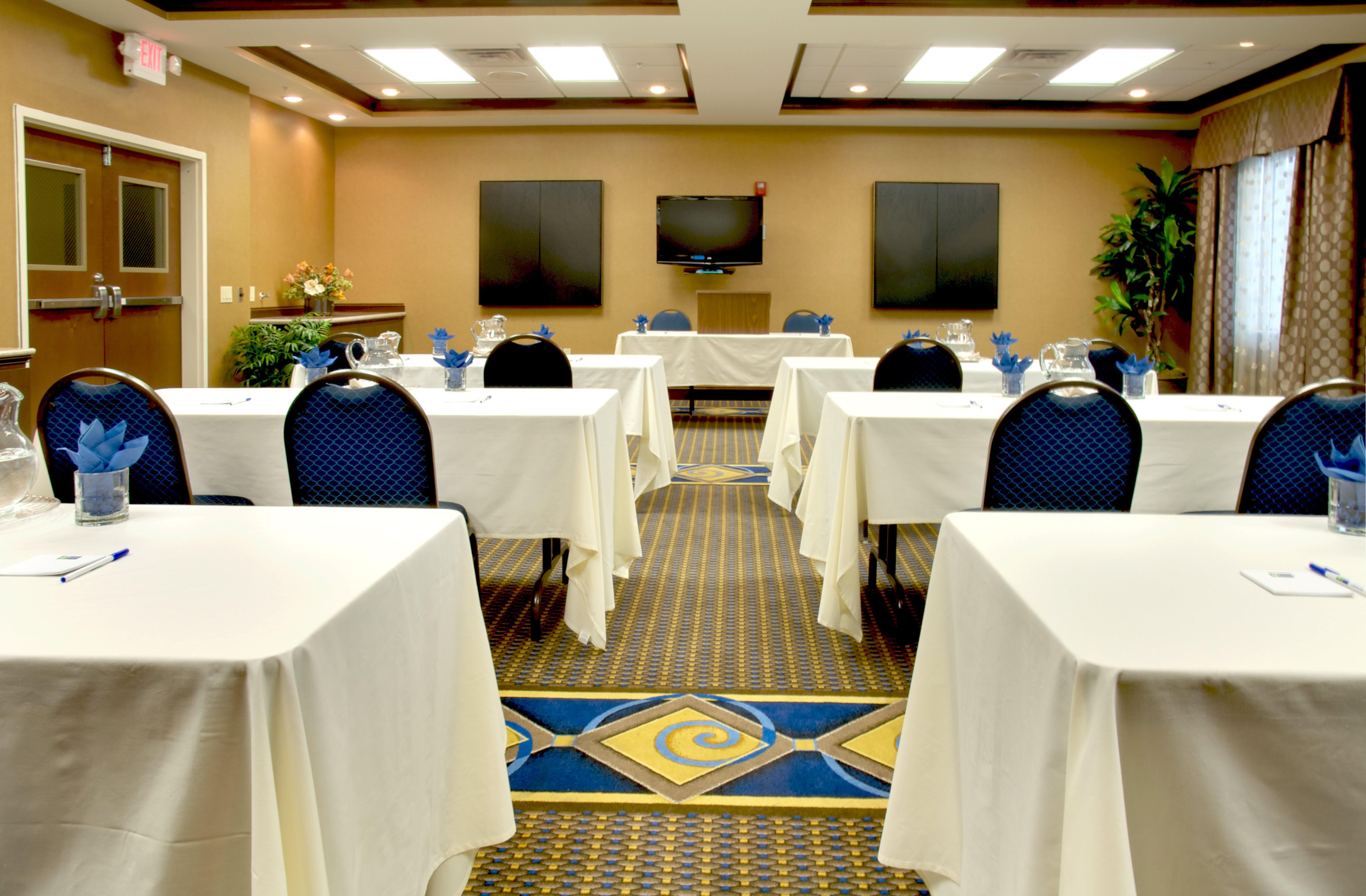Holiday Inn Express Hotel & Suites Houston Energy Corridor - West Oaks By Ihg Eksteriør bilde